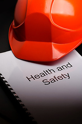 포토 JPG 해외이미지 디자인 산업 종이 비즈니스 나선형 건강 안전 사람없음 빨간색 사무실 다이어리 검은색 쪽지 공책 공백 장비 흰색 반지 업무 메시지 보호 헬멧 편지지 질감 문서 페이지 철사 시트 타이틀 패드 고립 목차 해외202004 해외포토 컬러 컨셉 무늬 장신구 문구용품 사무용품 작업 보호장비 편지 파일형식 이미지허브