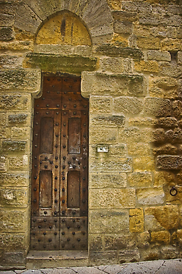 포토 JPG 해외이미지 외관 유럽 벽 건축양식 출입구 주택 사람없음 야외 건물 목재 문 이탈리아 수확 입장 묘사 아치 대문 옛날 스타일 해외202004 해외포토 나무 건축물 건축 나라 농업 재료 파일형식 이미지허브