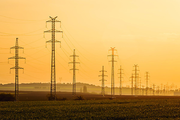 포토 JPG 해외이미지 식물 실루엣 산업 선 백그라운드 하늘 프레임 사람없음 파란색 태양 일출 환경 탑 금속 힘 일몰 장비 발전기 에너지 역 저녁 위험 큼 전염 철사 볼트 봉 철탑 엔진 공학 세대 분배 전압 철강 힘찬 공급 해외202004 해외포토 자연요소 건축물 교육 컬러 컨셉 교통시설 재질 촬영기법 노을 발전소 공구 질병 야간 크기 감염 파일형식 이미지허브
