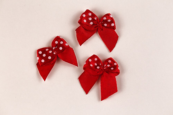 포토 JPG 해외이미지 디자인 꽃 분홍색 백그라운드 꽃무늬 목걸이 버튼 미술 사람없음 장식 빨간색 파란색 컬러풀 갈색 노란색 흰색 하트 마음 직물 원형 막대기 바느질 플라스틱 활 질감 무당벌레 스크랩북 엘리먼트 옛날 해외202004 해외포토 모양 도형 식물 컬러 곤충 무늬 장신구 재질 문화예술 파일형식 이미지허브