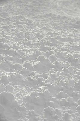 포토 JPG 해외이미지 백그라운드 크리스마스 겨울 밭 자연 표면 날씨 그림자 사람없음 빛 햇빛 맑음 얼음 추위 흰색 신선 매끈함 시원함 땅 질감 땅바닥 눈내림 해외202004 해외포토 자연요소 계절 기념일 컬러 농업 바닥 눈_날씨 태양 감각 생태계 파일형식 이미지허브