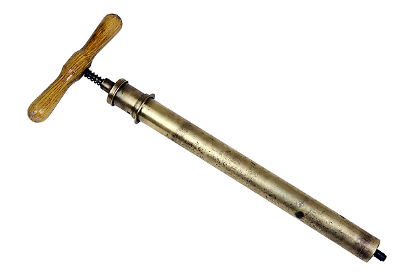 포토 JPG 해외이미지 디자인 백그라운드 사람없음 목재 자전거 검은색 장비 수확 골동품 흰색 공구 휴대용 오브젝트 복고 순환 타이어 펌프 고립 그런지 압력 옛날 해외202004 해외포토 나무 컬러 농업 재료 모션 바이크 도구 파일형식 이미지허브