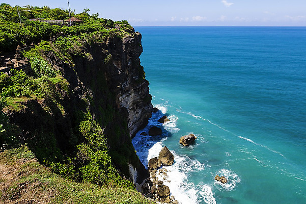 포토 JPG 해외이미지 전통 아시아 파도 바다 섬 여행 자연 휴가 산 풍경 사람없음 야외 초록색 물 여름 파란색 햇빛 축제 침묵 골동품 바위 원주민 언덕 발리 인도네시아 이국적 수평선 해외202004 해외포토 자연요소 계절 나라 컬러 태양 소리 돌_바위 아프리카인 생태계 파일형식 이미지허브