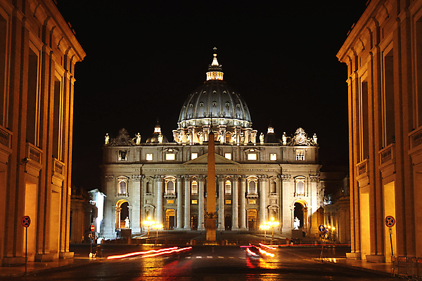 포토 JPG 해외이미지 외관 여행 거리 사람없음 건물 도시풍경 조각상 성당 교회 이탈리아 예수 야간 로마 바실리카 해외202004 사도궁 해외포토 자연요소 건축물 유럽 종교건축 풍경 조형물 궁전 도시 신_종교 바티칸 파일형식 이미지허브