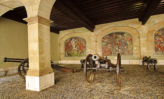 포토 JPG 해외이미지 유럽 사람없음 건물 도시 역사 보호 그림 군용 전쟁 보안 육군 타운 대포 옛날 해외202004 해외포토 건축물 나라 무기 컨셉 군대 안전 파일형식 이미지허브