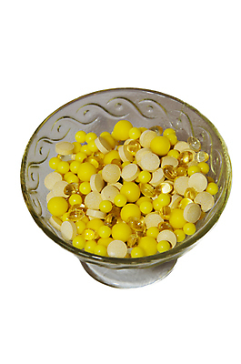 포토 JPG 해외이미지 백그라운드 컨셉 건강 사람없음 컬러풀 알약 약 흰색 오픈 질병 약국 예방 C 테라피 조제 보충 고립 돌봄 복용 해외202004 해외포토 알파벳 컬러 의학 모션 뷰티 만들기 파일형식 이미지허브