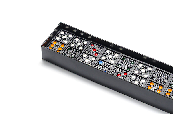 포토 JPG 해외이미지 사람없음 상자 담기 도미노 해외202004 해외포토 모션 파일형식 이미지허브