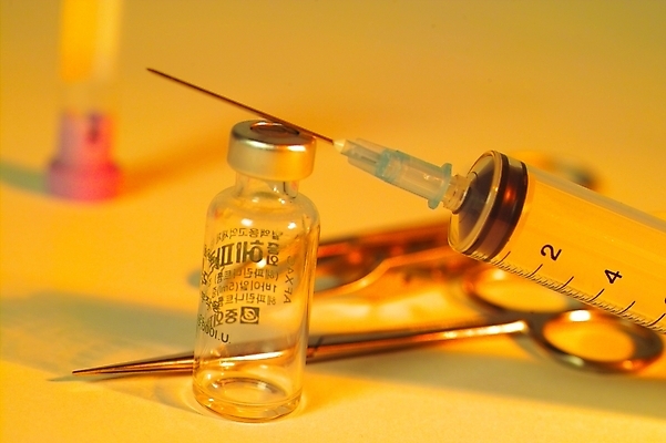 포토 JPG 의학 의료기기 가위 주사기 사람없음 치료 약 의료용품 바늘 약병 오브젝트 주사약 핀셋 의료용가위 국내포토 문구용품 가위_도구 도구 병_담는 파일형식