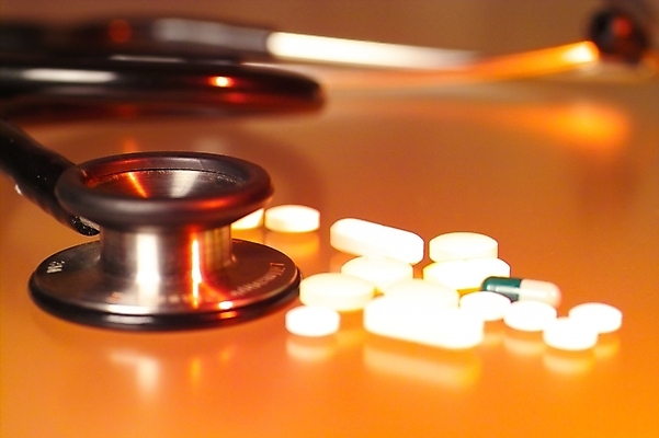 포토 JPG 의학 청진기 의료기기 사람없음 치료 알약 약 의료용품 오브젝트 국내포토 파일형식