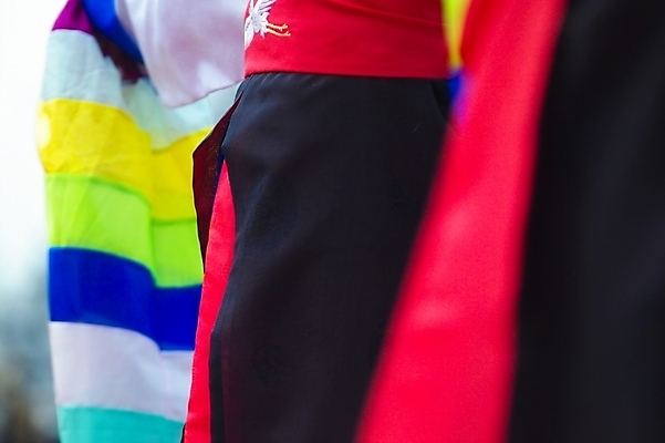 포토 JPG 주간 한국문화 한국전통 전통 여자 문화 예술 백그라운드 한국 사람 야외 공연 춤 전통의상 한복 전통무용 검무 칼춤 향악 여자만 국내포토 자연요소 동양문화 아시아 문화예술 국악 이벤트 파일형식