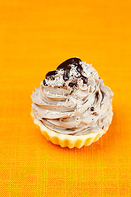 포토 JPG 해외이미지 열매 음식 빵 백그라운드 오렌지 과일 부분 탁자 디저트 사탕 사람없음 빨간색 세로 갈색 바구니 케이크 초콜릿 식사 침묵 껍질 체리 작음 굽기 카나페 크림 버터 페스츄리 해외202004 해외포토 식물 컬러 가구 서양음식 소리 크기 구이 파일형식 이미지허브