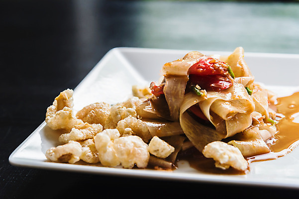 포토 JPG 해외이미지 접시 아시아 문화 음식 백그라운드 재료 부분 태국 고추 돼지고기 요리 동양인 사람없음 저녁식사 샐러드 껍질 흰색 뜨거움 맛 허브 피부 매움 절임 파파야 해외202004 해외포토 식물 식기 나라 컬러 컨셉 채소 육류 인종 신체부위 식사 열대과일 파일형식 이미지허브