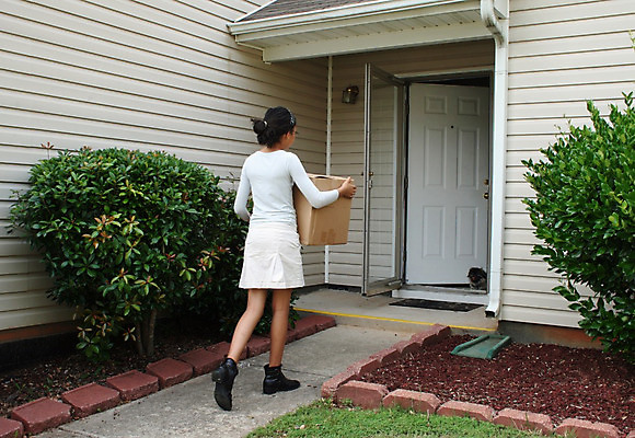 포토 JPG 해외이미지 행복 이동 모션 부동산 한명 경제 상자 기쁨 거래 처음 해외202004 해외포토 1 감정 컨셉 사람 재산 파일형식 이미지허브