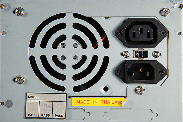 포토 JPG 해외이미지 부분 사람없음 컴퓨터 자료 힘 부채 연결 전자 볼트 해외202004 해외포토 전자제품 공구 파일형식 이미지허브
