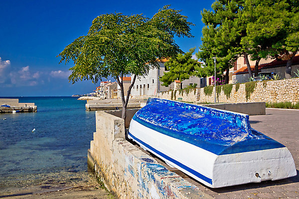 포토 JPG 해외이미지 전통 바다 섬 여행 건축양식 하늘 낚시 어업 풍경 해변 사람없음 건물 목재 초록색 물 파란색 여행객 마을 항구 바위 시골 보트 어부 지중해 낚시꾼 포트 크로아티아 수목 옛날 해외202004 해외포토 자연요소 나무 직업 건축물 건축 유럽 산업 컬러 배_교통 재료 교통시설 레저 사람 돌_바위 파일형식 이미지허브