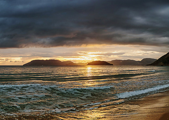 포토 JPG 해외이미지 구름 바다 섬 자연 풍경 사람없음 관광지 태양 노을 맑음 일몰 저녁 그리스 해외202004 해외포토 자연요소 유럽 여행 날씨 야간 생태계 파일형식 이미지허브