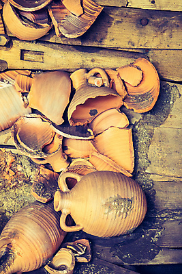 포토 JPG 해외이미지 전통 백그라운드 손잡이 사람없음 장식 금속 주방 수확 골동품 조끼 항아리 황금 은색 냄비 컨테이너 복고 유리주전자 놋쇠 옛날 해외202004 해외포토 산업 컬러 농업 유리 재질 주전자 외투 도자기 솥 파일형식 이미지허브