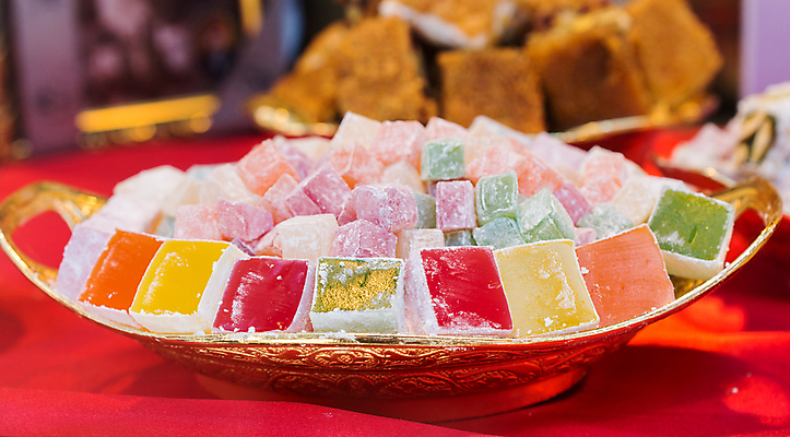 포토 JPG 해외이미지 단면 실내 사람없음 아웃포커스 쌓기 달콤 가득함 가판대 로쿰 해외202004 해외포토 모션 디저트 촬영기법 내부 맛 터키음식 파일형식 이미지허브