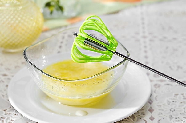 포토 JPG 해외이미지 그릇 음식 재료 탁자 주방용품 디저트 건강 요리 사람없음 노란색 주방 계란 사발 달콤 혼합 설탕 준비 날것 만들기 레시피 섞기 핸드메이드 해외202004 해외포토 식기 컬러 가구 생활용품 모션 알 사기그릇 맛 파일형식 이미지허브