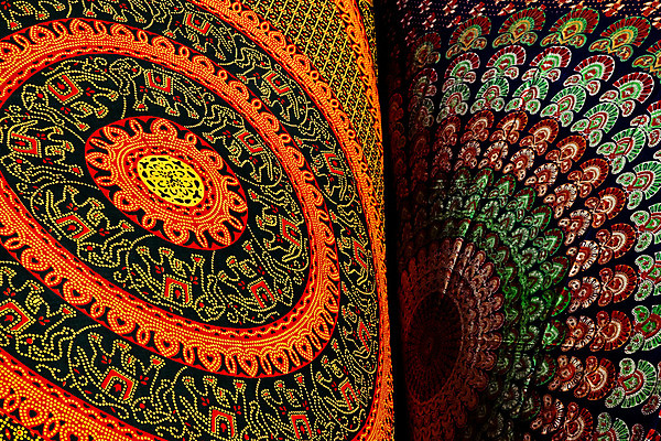 포토 JPG 해외이미지 식물 전통 디자인 꽃 꽃무늬 패턴 오렌지 바람 코끼리 미술 동양인 사람없음 장식 빨간색 초록색 유행 수확 직물 면 커튼 시장 고급 실크 질감 복고 동쪽 스타일 해외202004 해외포토 자연요소 컬러 컨셉 무늬 농업 과일 포유류 날씨 문화예술 인종 방향 파일형식 이미지허브