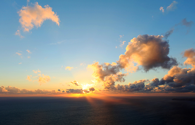 포토 JPG 해외이미지 구름 바다 백그라운드 오렌지 자연 하늘 새로움 풍경 사람없음 빨간색 물 여름 파란색 빛 햇빛 태양 반사 평화 황혼 일몰 저녁 연도 우크라이나 수평선 해외202004 해외포토 자연요소 계절 유럽 컬러 컨셉 과일 노을 야간 생태계 파일형식 이미지허브