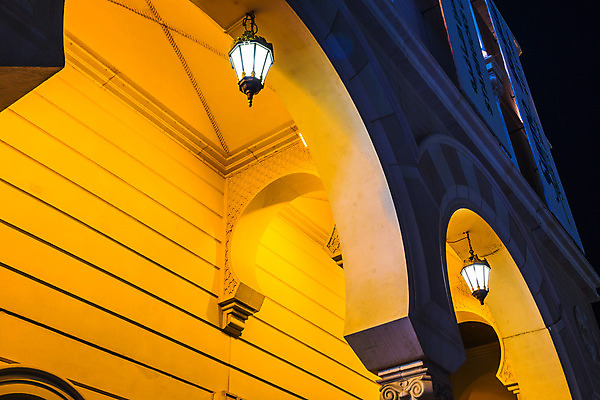 포토 JPG 해외이미지 전통 디자인 아시아 문화 가로등 전구 건축양식 유리 거리 미술 사람없음 야외 빛 금속 장비 수확 골동품 등불 램프 철 오브젝트 복고 동쪽 구식 두바이 아랍어 옛날 스타일 해외202004 해외포토 공공시설 건축 나라 농업 재질 문화예술 조명 방향 아랍에미리트 파일형식 이미지허브