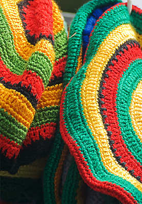 포토 JPG 해외이미지 패턴 사람없음 컬러풀 시원함 니트 펑키 양모 핸드메이드 해외202004 해외포토 컬러 상의 무늬 직물 파일형식 이미지허브