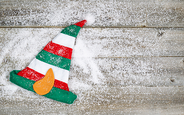 포토 JPG 해외이미지 전통 옷 계절 크리스마스 휴가 노동자 요정 따뜻함 사람없음 목재 장식 가로 빨간색 초록색 시골 축하 12월 오브젝트 머리위 솜털 도우미 카피스페이스 해외202004 해외포토 나무 직업 기념일 컬러 컨셉 재료 공백 날짜 파일형식 이미지허브