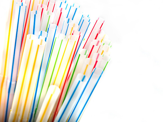 포토 JPG 해외이미지 음료 유리 빨대 사람없음 컬러풀 마시기 신선 갈증 상쾌 밀짚 강렬 해외202004 해외포토 감정 컬러 모션 재질 짚 파일형식 이미지허브