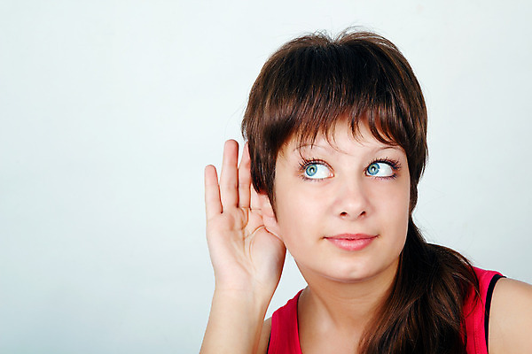 포토 JPG 해외이미지 백인 손 여자 백그라운드 컨셉 한명 10대 놀람 듣기 흰색 팔 관심 스파이 카피스페이스 해외202004 해외포토 서양인 1 감정 컬러 모션 청소년 표정 사람 신체부위 공백 파일형식 이미지허브