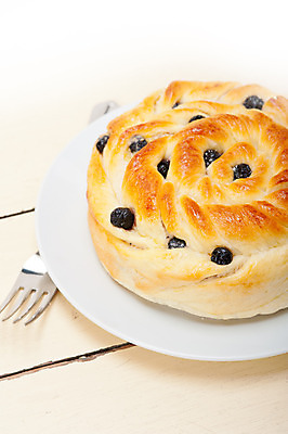 포토 JPG 해외이미지 빵 포크 디저트 사람없음 달콤 블루베리 나무배경 해외202004 해외포토 식기 음식 백그라운드 과일 맛 파일형식 이미지허브