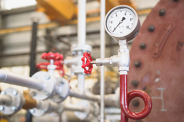 포토 JPG 해외이미지 산업 사람없음 빨간색 금속 기구 바 작업실 측정 튜브 다이얼 계량기 게이지 압력 철강 해외202004 해외포토 컬러 재질 파일형식 이미지허브