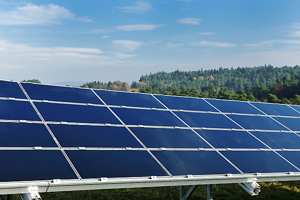 포토 JPG 해외이미지 주간 구름 하늘 사람없음 야외 태양에너지 집열판 해외202004 해외포토 자연요소 그린에너지 파일형식 이미지허브