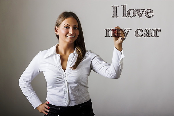 포토 JPG 해외이미지 여자 도로 여행 컨셉 비즈니스 텍스트 자동차 아이디어 사랑 한명 가로 단어 펜 갈색 자유 기록 비즈니스우먼 투명 메시지 블라우스 비전 마케팅 방법 해외202004 해외포토 문자 1 감정 길 육상교통 컬러 상의 교통시설 사람 필기구 직장인 파일형식 이미지허브