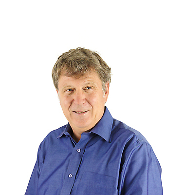 포토 JPG 해외이미지 백인 라이프스타일 응시 행복 감정 얼굴 셔츠 생각 관리 한명 앉기 파란색 놀람 기쁨 흰색 청바지 시원함 스마트 고립 심각 지능 해외202004 해외포토 서양인 1 시선 컬러 컨셉 상의 바지 모션 표정 사람 생활 신체부위 파일형식 이미지허브