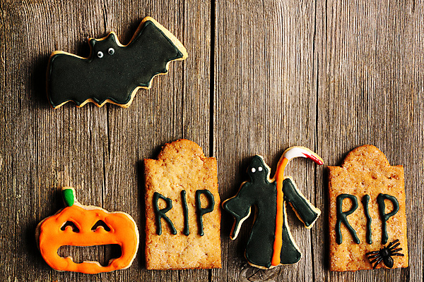 포토 JPG 해외이미지 백그라운드 탁자 디저트 사람없음 장식 쿠키 할로윈 달콤 비석 박쥐 사신 잭오랜턴 핸드메이드 해외202004 해외포토 음식 가구 포유류 맛 파일형식 이미지허브