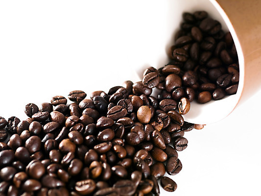 포토 JPG 해외이미지 커피 음료 음식 백그라운드 아침 콩 사람없음 컵 어둠 카페 에너지 머그컵 흰색 맛 떨어짐 아침식사 굽기 아로마 쏟아짐 카푸치노 에스프레소 모카 카페인 해외202004 해외포토 주간 식기 컬러 컨셉 모션 곡류 상점 식사 구이 파일형식 이미지허브