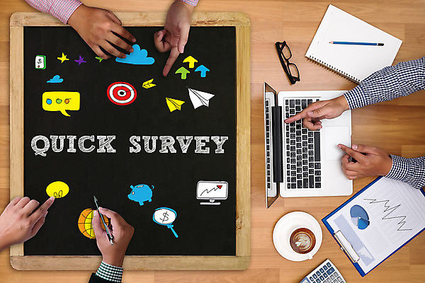 포토 JPG 해외이미지 직업 셔츠 비즈니스 CEO 사업가 탁자 모바일 문구용품 노동자 직장 관리 사람없음 금융 노트북 스마트폰 핸드폰 컴퓨터 사무실 알약 우주 디지털 스크린 공백 장비 터치 흰색 도구 잡기 작업 작업실 정상 휴대용 무선전화기 스마트 책상 오브젝트 보고서 경영자 경영 서류판 해외202004 해외포토 컬러 가구 컨셉 상의 회사 모션 경제 전자제품 스마트기기 약 사무용품 전화기 리더 파일형식 이미지허브