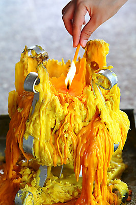 포토 JPG 해외이미지 전통 문화 선 백그라운드 불교 불 휴식 전등 조명 따뜻함 미술 사람없음 장식 빛 태양 반사 노란색 검은색 스파 어둠 에너지 흰색 사찰 뜨거움 영혼 황금 고급 심볼 명상 향기 아로마 열정 아로마테라피 테라피 연소 고립 왁스 화상 해외202004 해외포토 자연요소 감정 종교 컬러 컨셉 종교건축 문화예술 뷰티 상처 냄새 파일형식 이미지허브