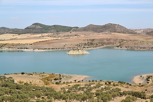 포토 JPG 해외이미지 나무 계절 공원 호수 여행 백그라운드 자연 하늘 산 풍경 사람없음 초록색 물 여름 파란색 강 반사 환경 맑음 침묵 봄 거울 흰색 시골 연못 스페인 장면 수평선 해외202004 해외포토 자연요소 식물 공공시설 유럽 컬러 날씨 소리 생태계 파일형식 이미지허브