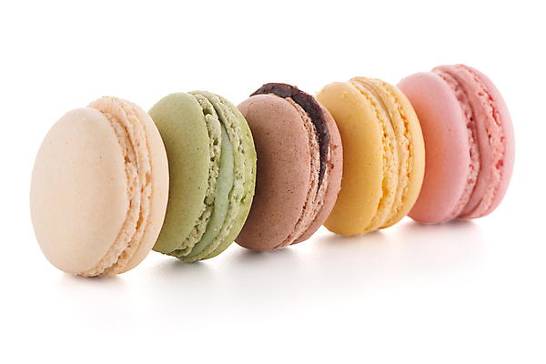 포토 JPG 해외이미지 실내 사람없음 달콤 흰배경 일렬 마카롱 해외202004 알록달록 해외포토 백그라운드 디저트 내부 컬러풀 흰색 맛 파일형식 이미지허브