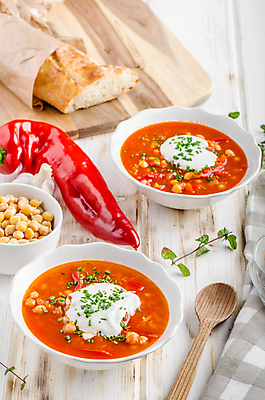 포토 JPG 해외이미지 전통 접시 음식 백그라운드 다이어트 토마토 채소 탁자 콩 파슬리 건강 육류 요리 사람없음 목재 노란색 숟가락 식사 저녁식사 시골 신선 뜨거움 사발 소시지 수프 먹기 허브 향신료 유기농 매움 냅킨 레시피 후추 양고기 바이오 병아리콩 채식주의자 방식 해외202004 해외포토 나무 식물 식기 웰빙 컬러 가구 식재료 재료 모션 곡류 수저 사기그릇 가공식품 맛 채식 향미료 파일형식 이미지허브