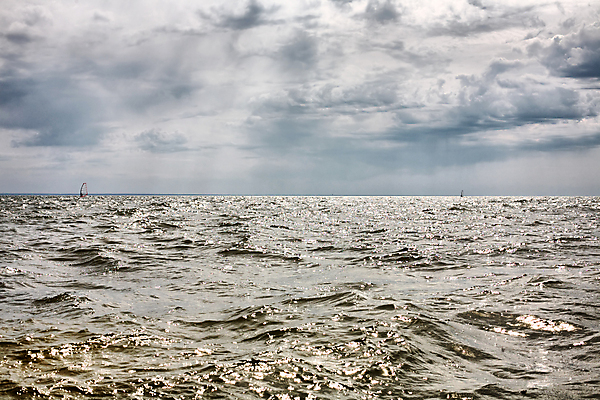 포토 JPG 해외이미지 구름 계절 파도 바다 백그라운드 날씨 파노라마 풍경 해변 사람없음 물 여름 파란색 강 비교 도심 강가 큼 홍수 천국 내추럴 뇌우 해외202004 해외포토 자연요소 컬러 컨셉 촬영기법 도시 크기 자연재해 파일형식 이미지허브