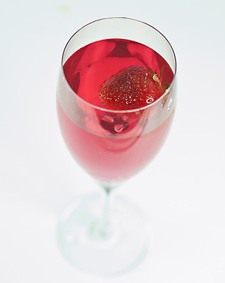 포토 JPG 해외이미지 음료 음식 과일 재료 자연 유리 딸기 건강 씨앗 사람없음 빨간색 여름 농장 반사 와인 침묵 주스 신선 칵테일 사발 달콤 맛 떨어짐 보호 잼 상쾌 유기농 날것 숙성 해외202004 해외포토 식물 웰빙 계절 감정 컬러 컨셉 농업 재질 주류 소리 사기그릇 소스_음식 생태계 파일형식 이미지허브