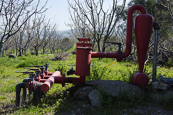 포토 JPG 해외이미지 농업 사람없음 금속 정원 흐름 하락 탱크 거름 필터 해외202004 해외포토 산업 컨셉 재질 파일형식 이미지허브