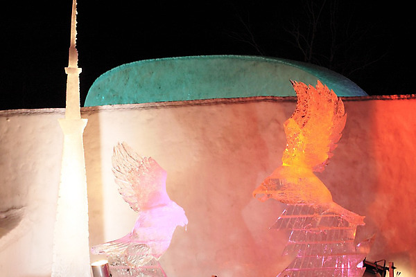 포토 JPG 해외이미지 계절 아시아 조각 겨울 자연 사람없음 조각상 일본 얼음 추위 흰색 눈송이 야간 크리스탈 서리 해외202004 해외포토 자연요소 나라 컬러 눈_날씨 조형물 광석 생태계 파일형식 이미지허브