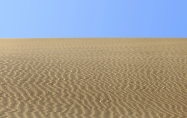 포토 JPG 해외이미지 물결 모래 백그라운드 오렌지 하늘 날씨 건조 사람없음 야외 가로 파란색 모래사장 글로벌 햇빛 갈색 노란색 침묵 줄무늬 사막 뜨거움 황금 매끈함 모래언덕 지역 사하라 잔물결 수평선 해외202004 해외포토 바다 컬러 무늬 과일 아프리카 태양 소리 감각 언덕 파일형식 이미지허브