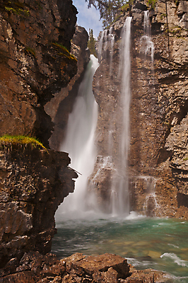 포토 JPG 해외이미지 공원 여행 캐나다 자연 영국 산 풍경 사람없음 물 강 골짜기 힘 바위 개울 콜롬비아 묘사 질감 석호 내추럴 밴프 앨버타 웅장함 전국 그리너리 해외202004 해외포토 자연요소 공공시설 유럽 북아메리카 돌_바위 남아메리카 생태계 파일형식 트랜드컬러 이미지허브