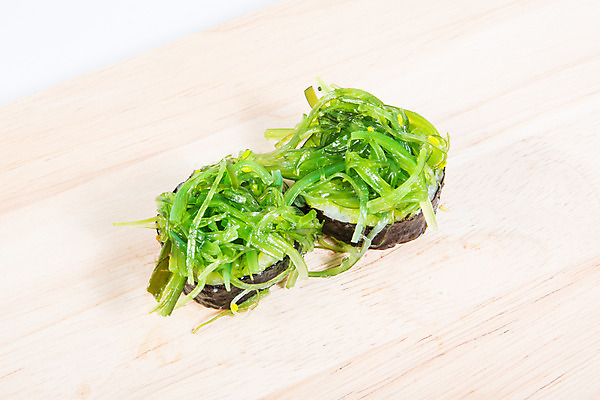 포토 JPG 해외이미지 전통 접시 아시아 문화 음식 바다 잎 다이어트 채소 밥 오이 건강 어류 요리 동양인 사람없음 주방 식당 일본 식사 저녁식사 초밥 신선 해조류 맛 고추냉이 참치 먹기 장어 레몬 해산물 준비 롤 연어 모음 아보카도 점심식사 일본음식 해외202004 해외포토 식물 식기 나라 컨셉 과일 모션 인종 한글 상점 수중동물 양념 해양식물 파일형식 이미지허브