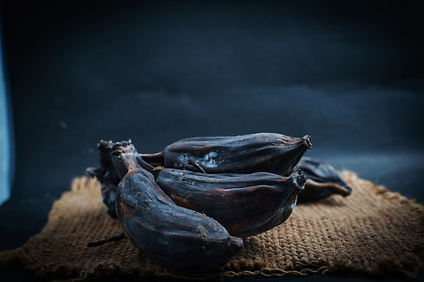 포토 JPG 해외이미지 1 백그라운드 컨셉 곡선 다이어트 채소 과일 재료 열쇠 바나나 사람없음 세로 검은색 손상 흰색 죽음 점 닫기 달콤 지저분함 다발 피부 유기농 날것 과거 나쁜 고립 곰팡이 구식 방법 숙성 썩음 옛날 채식주의자 노화 해외202004 해외포토 웰빙 선 컬러 모션 건강 신체부위 감각 맛 채식 파일형식 이미지허브